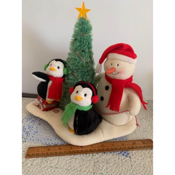 Hallmark Jingle Pals Musical Christmas Snowman & Penguin Trio with Tree 2006 - Picture 5 of 7